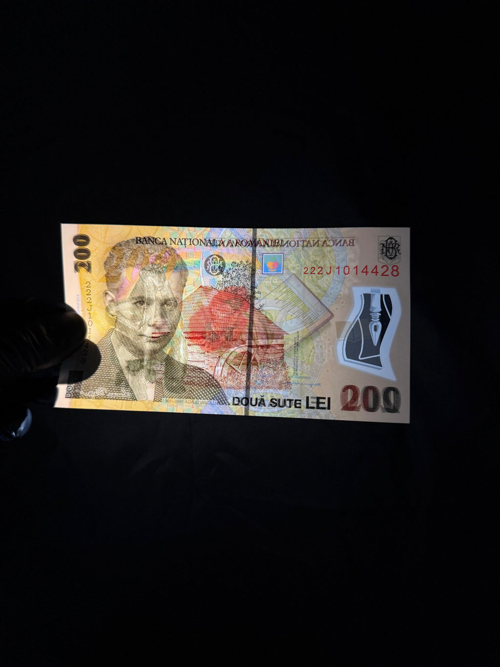 200 RON Banknotes