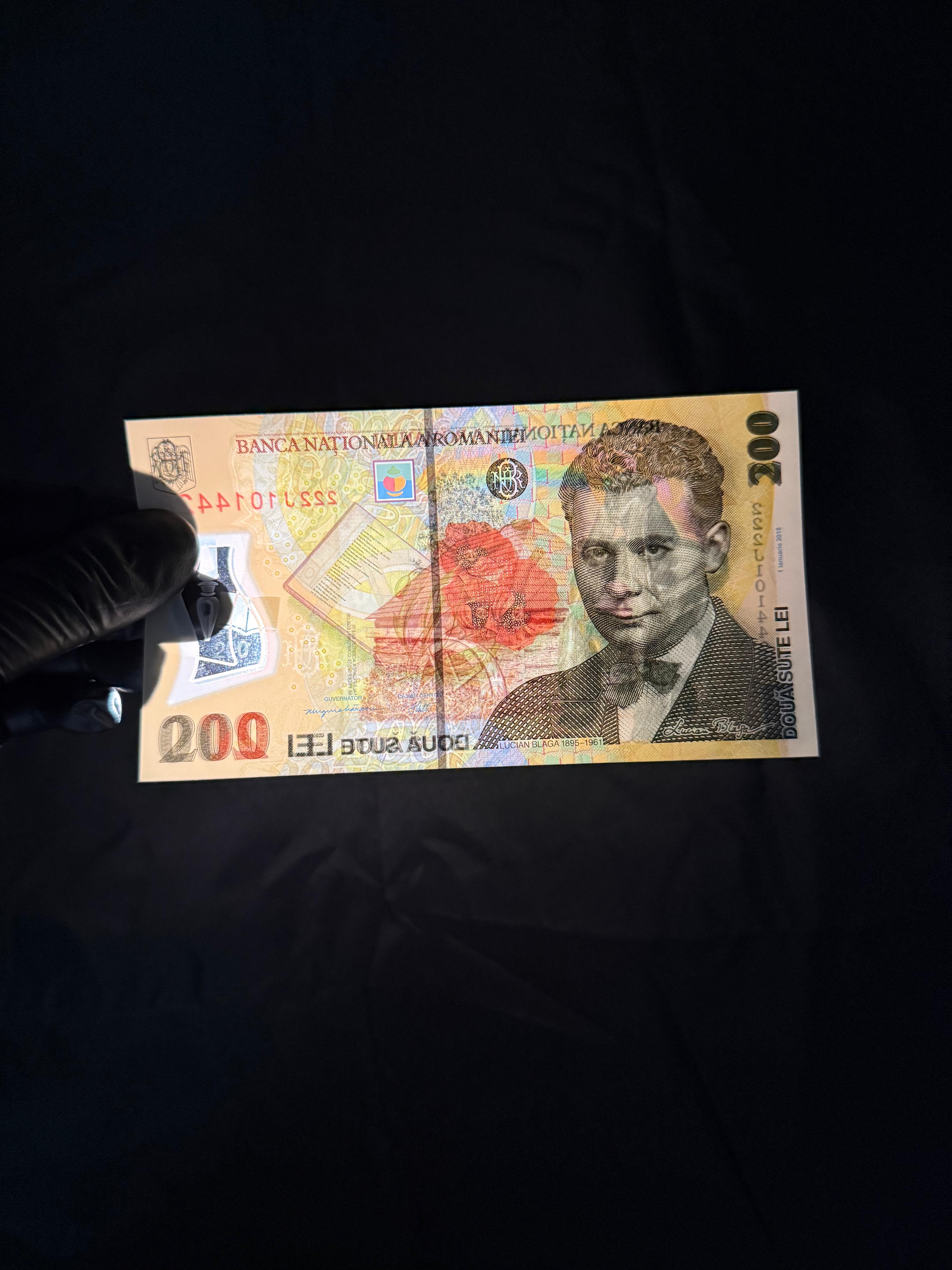 200 RON Banknotes